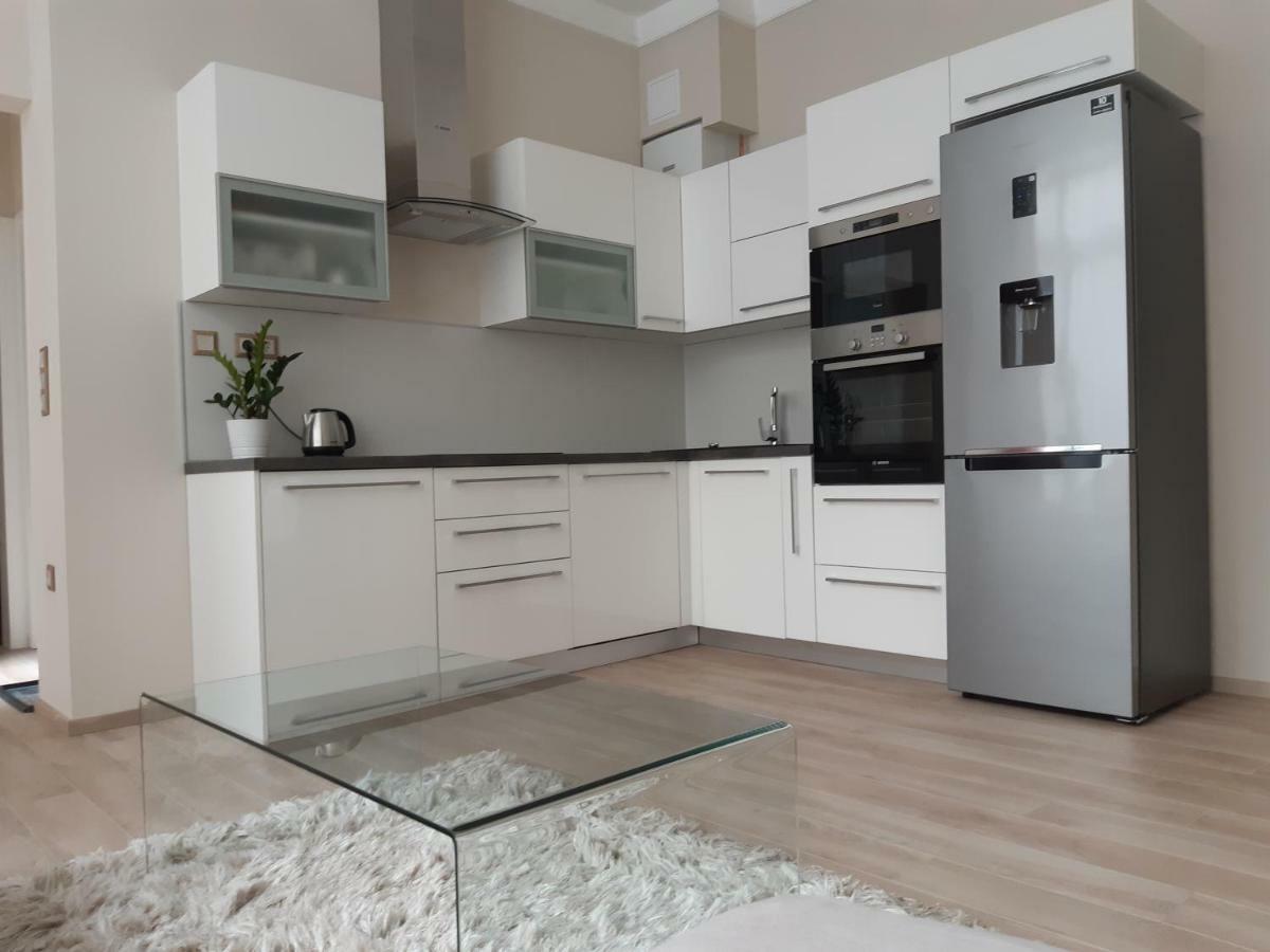 Modern, Quiet & Cozy Apartment In The Middle Of Downtown Near Danube At Fashion Street Budapest Exterior foto